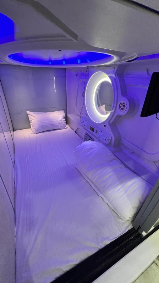 Hotel Astropods Bombaj Zewnętrze zdjęcie