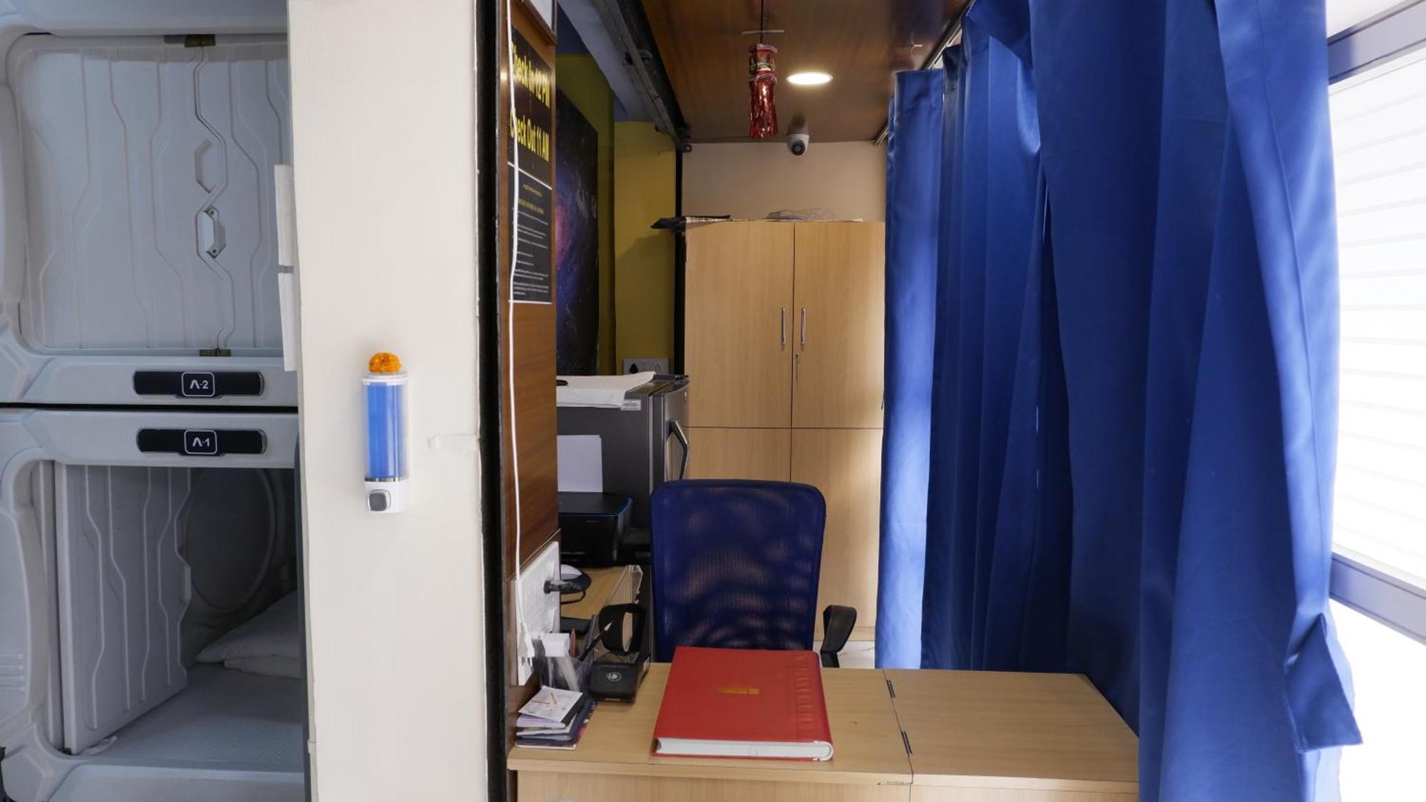 Hotel Astropods Bombaj Zewnętrze zdjęcie