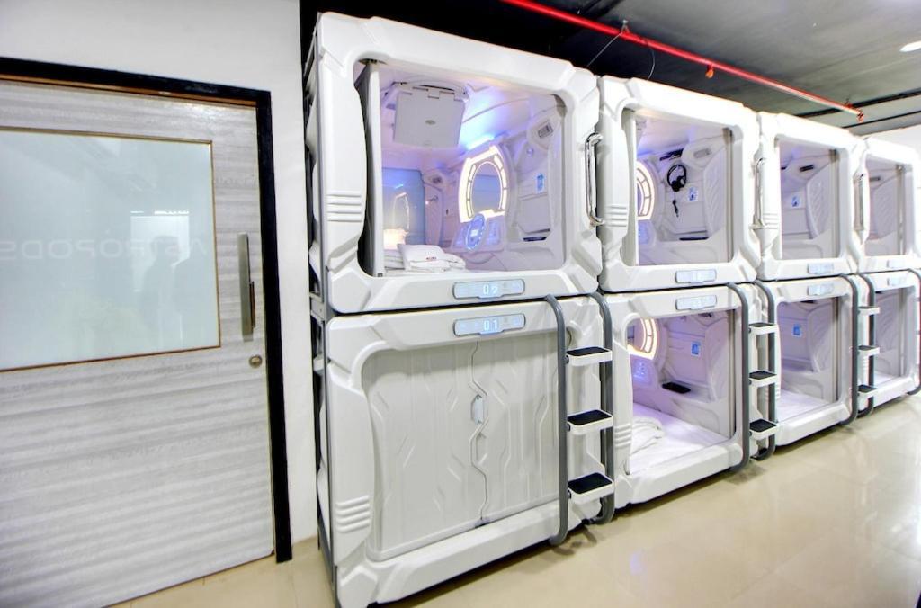 Hotel Astropods Bombaj Zewnętrze zdjęcie